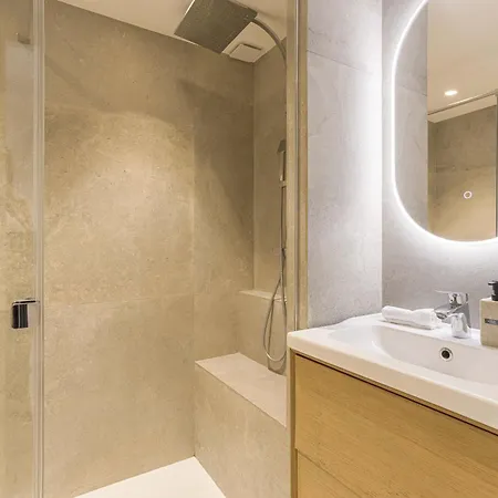 Rouaze - 14mn Du Palais, Face Aux Plages, Central, Balcon Daire *